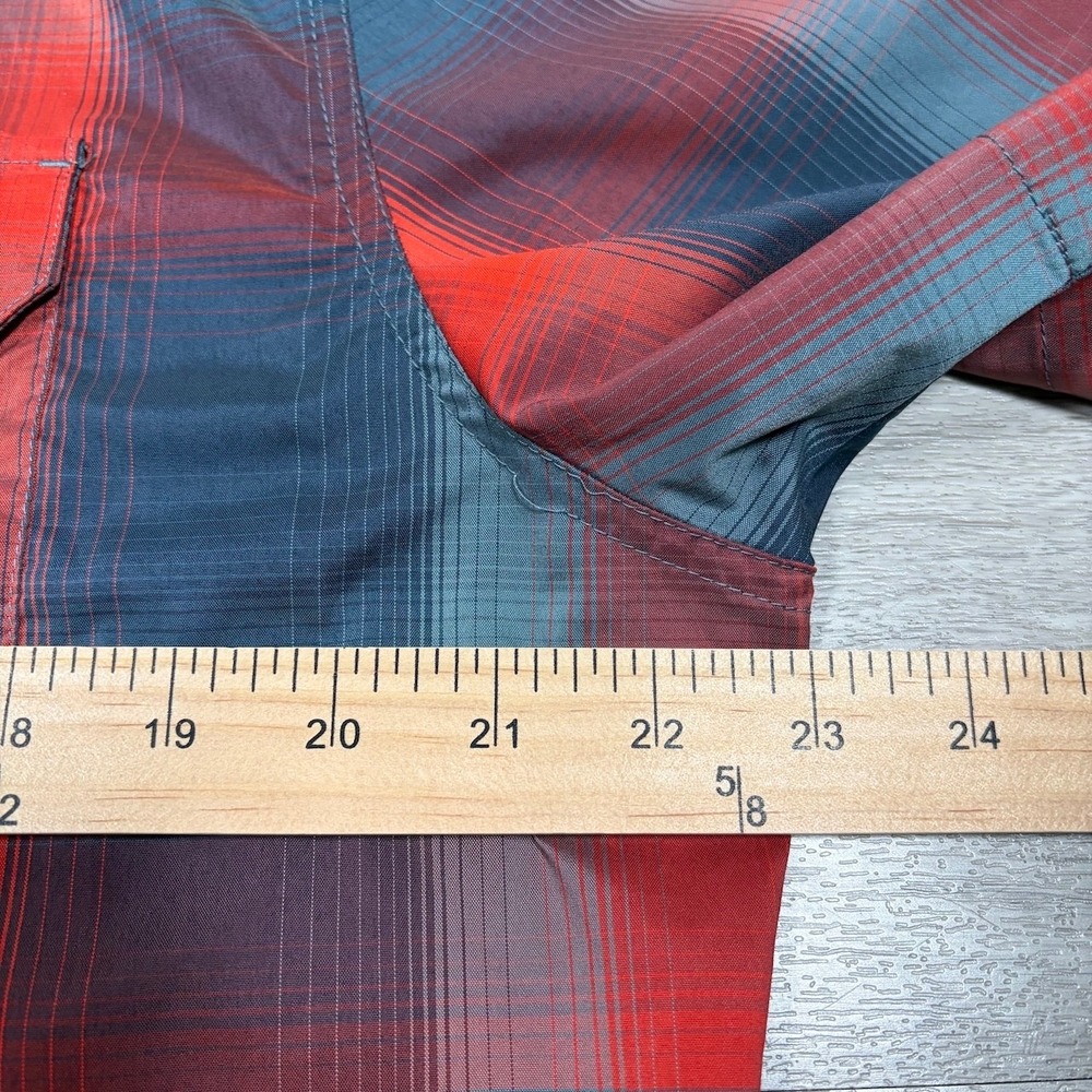 Kuhl Response Shirt Mens Large Plaid Lightweight Short Sleeve Button Up Hiking - Picture 10 of 13